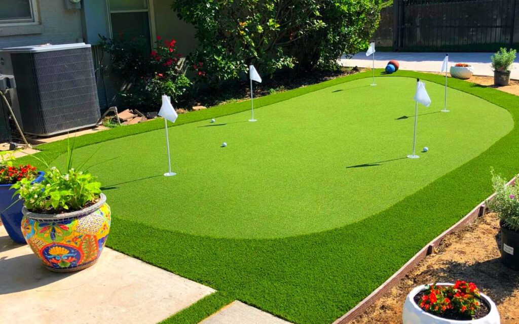 Backyard Putting Green 1200x750 1